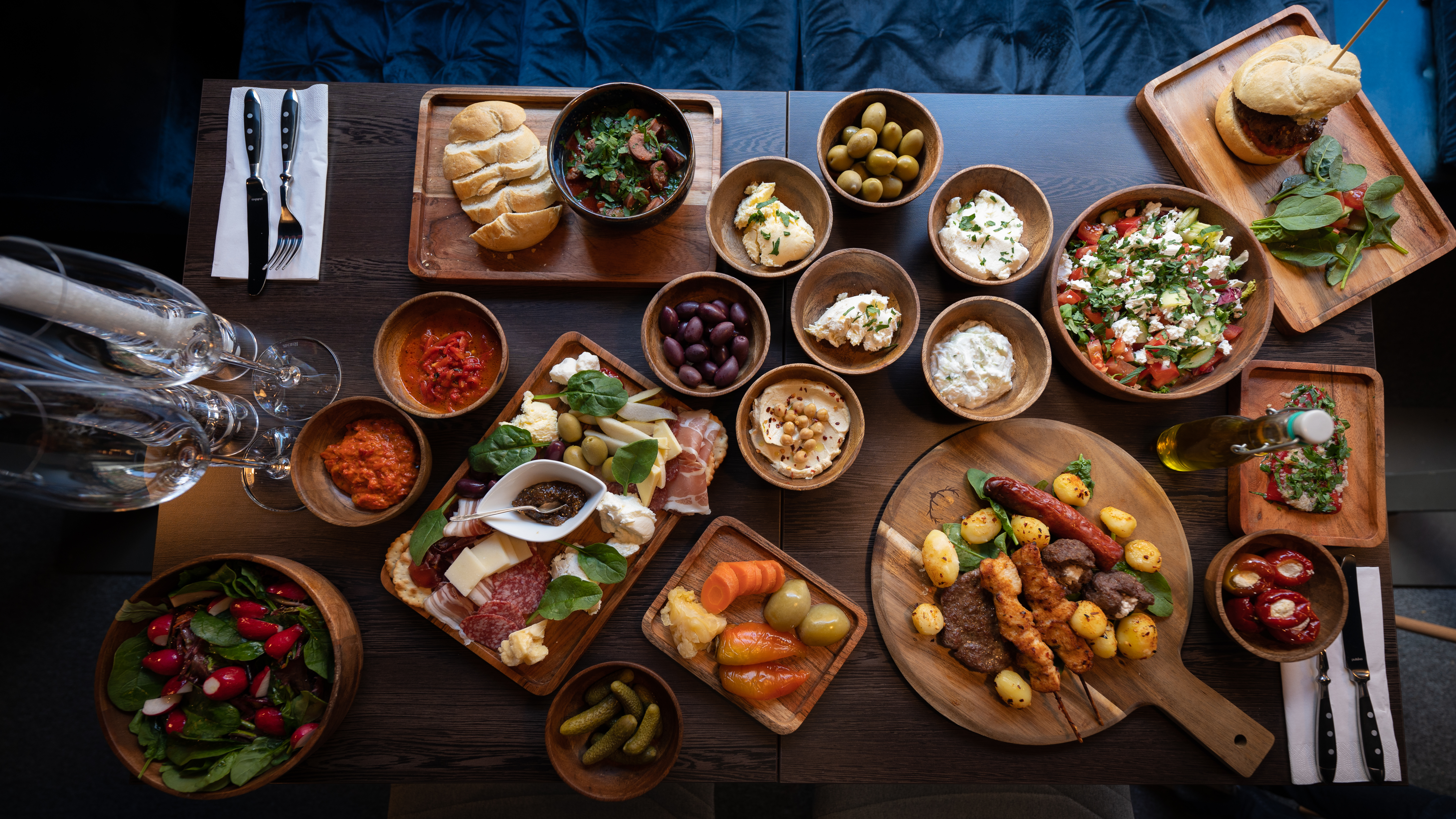 Balkan Wine & Meze - sommarmeny